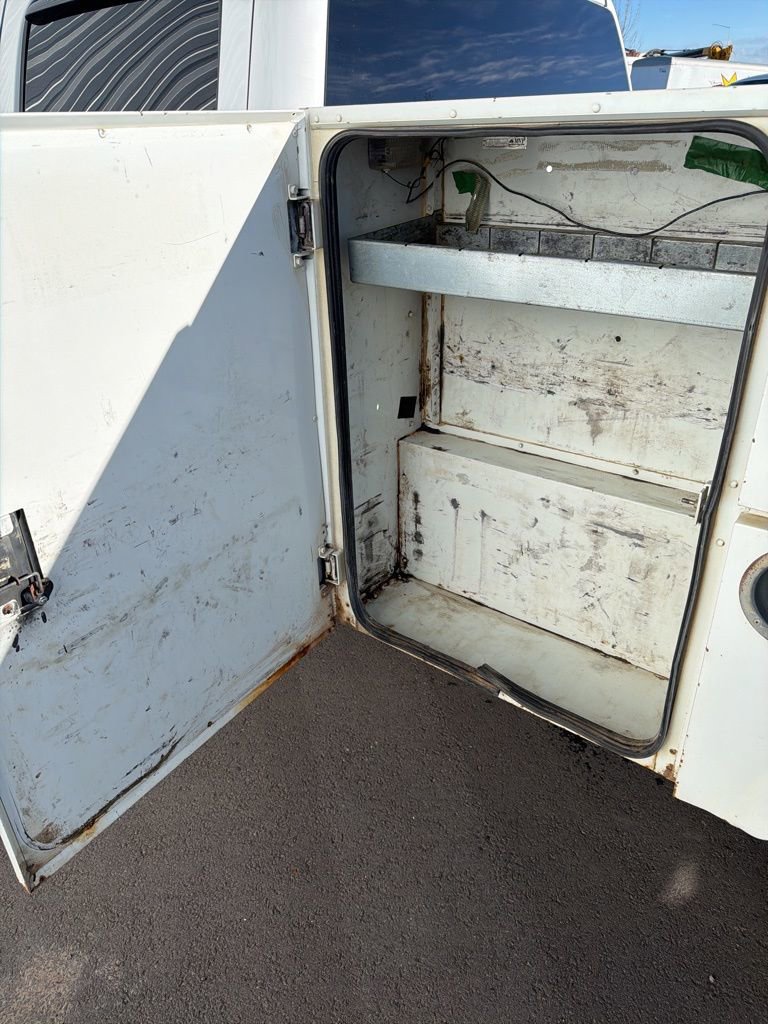 Used 2008 GMC Sierra 3500 SLE image 8