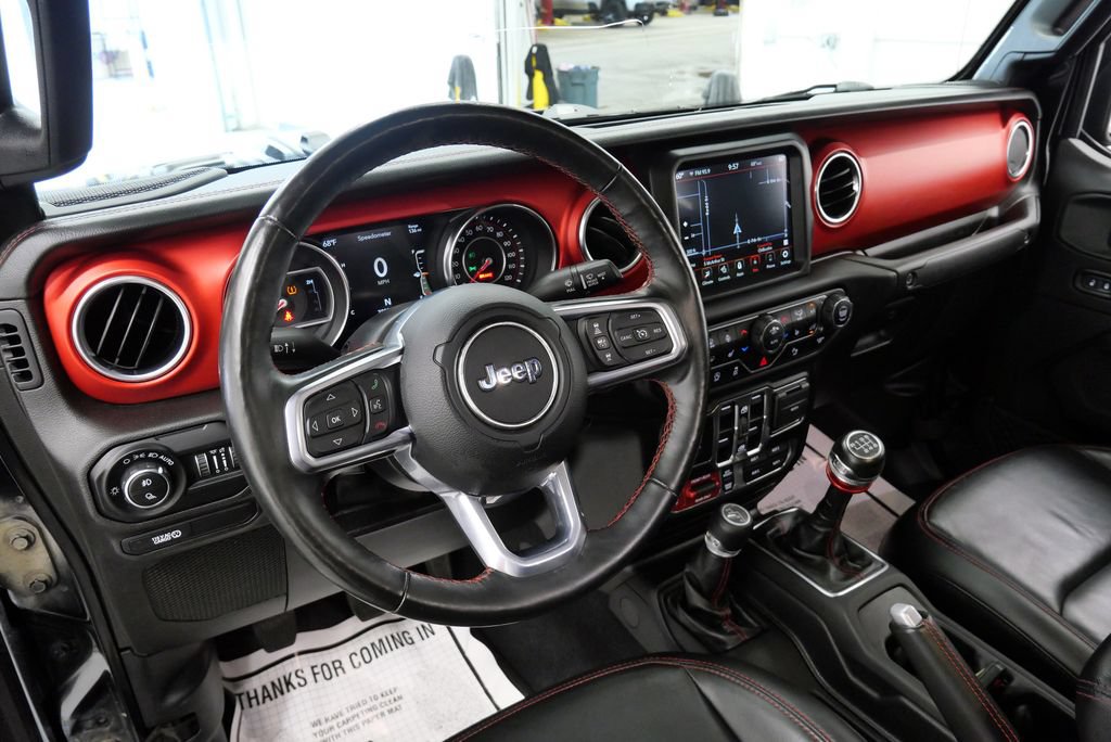 Used 2020 Jeep Gladiator Rubicon w/ Dual Top Group AWD/4WD image 12