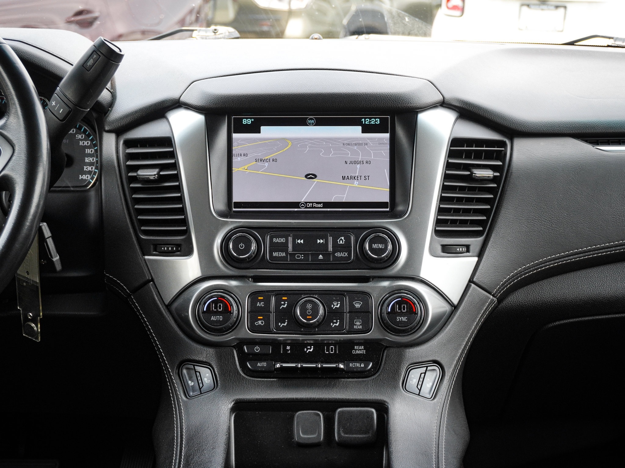 Used 2020 Chevrolet Tahoe LT AWD/4WD image 29