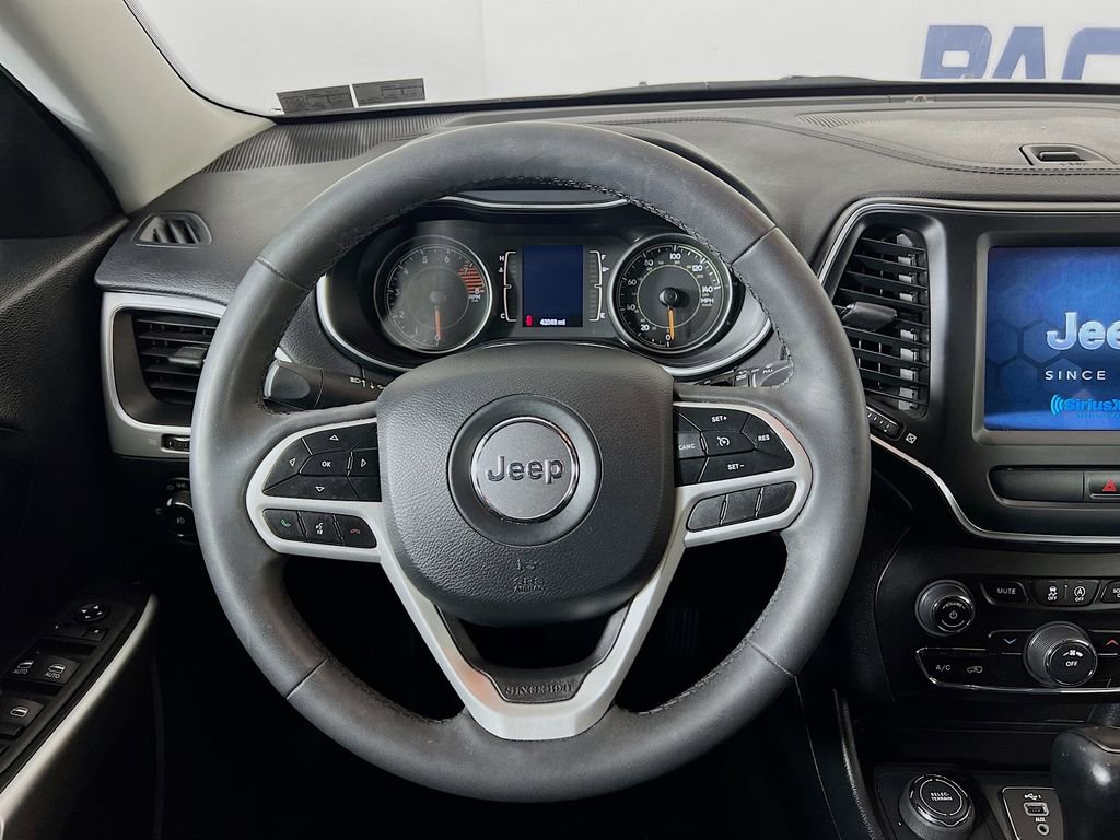 Used 2022 Jeep Cherokee Latitude image 12