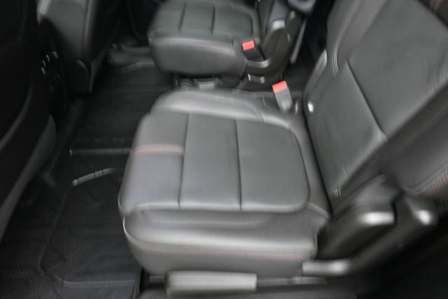 Used 2023 Chevrolet Traverse RS w/ LPO, Floor Liner Package AWD/4WD image 22