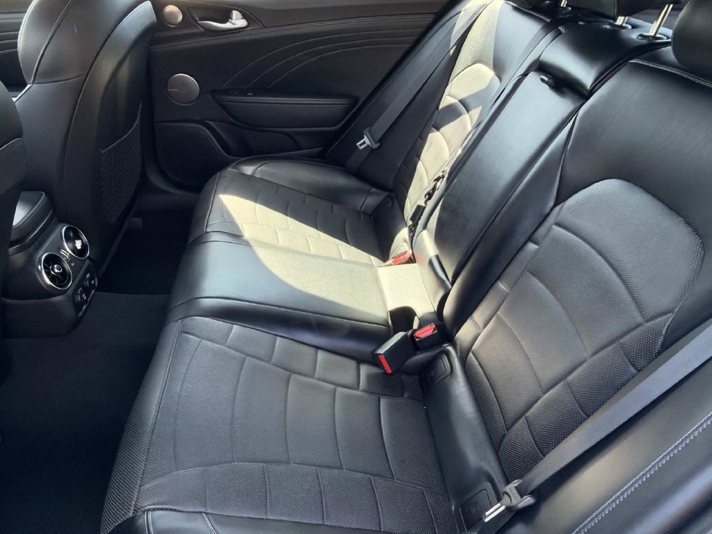 Used 2022 Kia Stinger GT2 w/ Scorpion Package RWD image 13