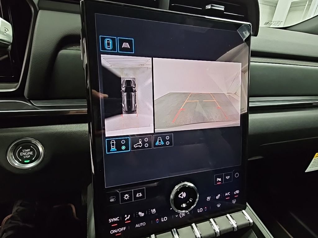 New 2026 GMC Terrain AT4 w/ Convenience Package III AWD/4WD image 18