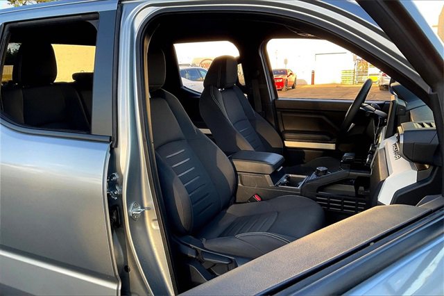 Used 2024 Toyota Tacoma TRD Off-Road image 7
