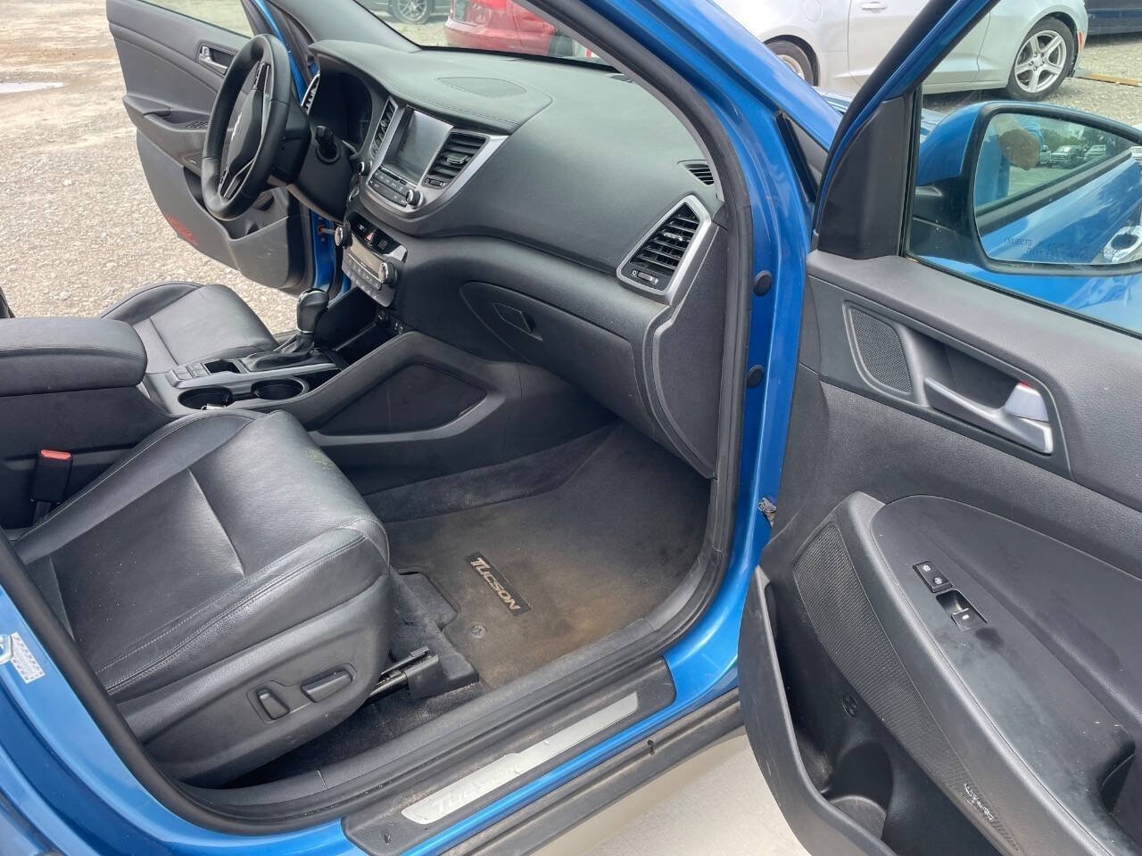 Used 2017 Hyundai Tucson Limited AWD/4WD image 27