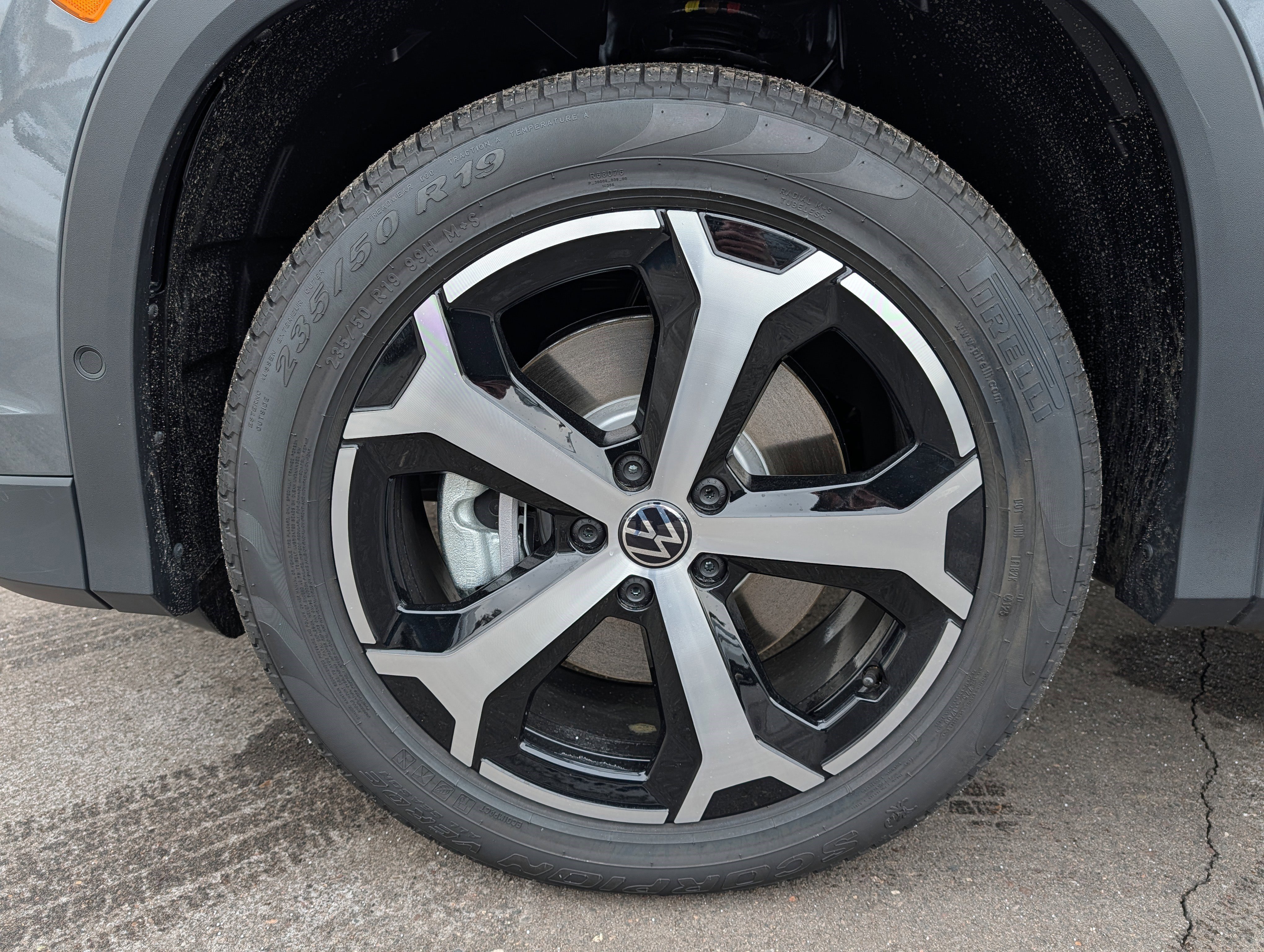 New 2026 Volkswagen Tiguan SE image 5