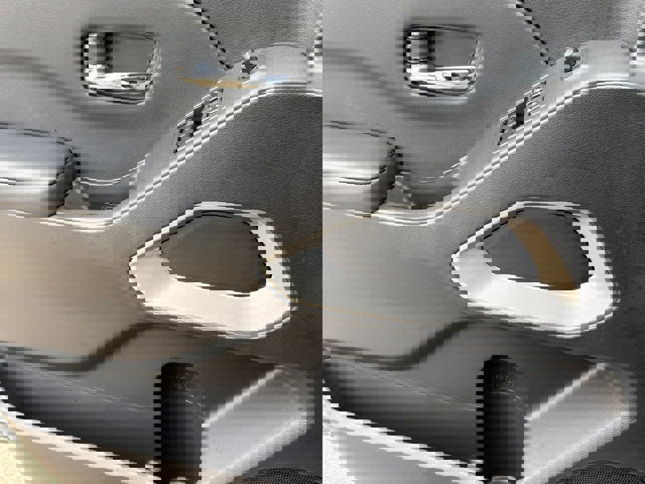 New 2026 Nissan Frontier SV image 12