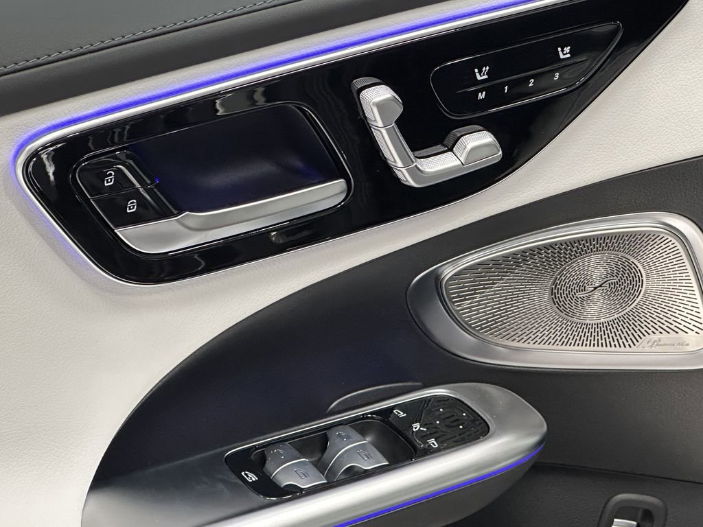 New 2026 Mercedes-Benz C 300 Sedan image 11