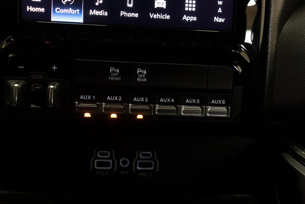 Used 2025 RAM 1500 RHO AWD/4WD image 38