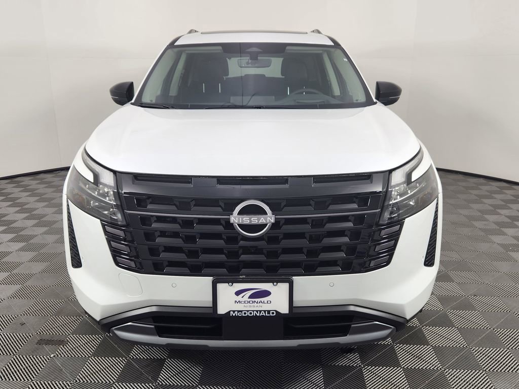 New 2026 Nissan Pathfinder Platinum w/ Cargo Package AWD/4WD image 6
