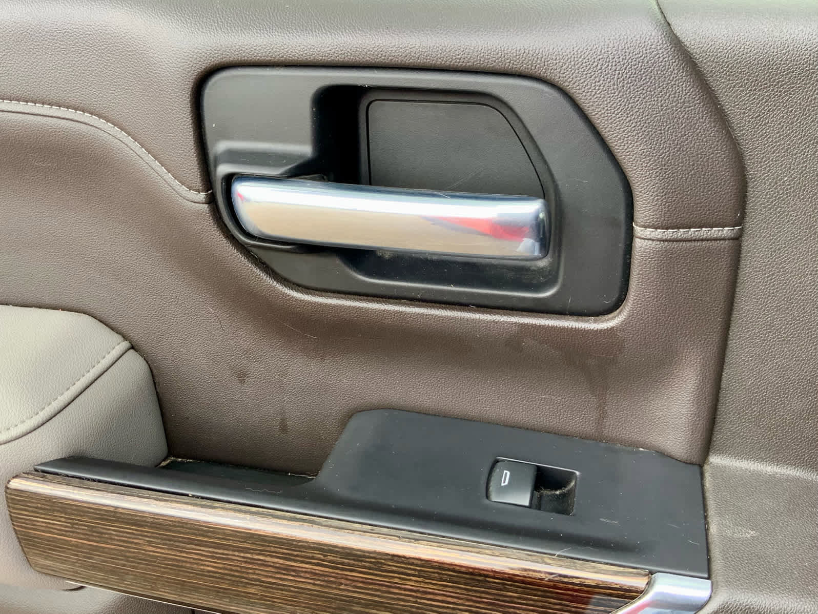 Used 2020 GMC Sierra 1500 Elevation w/ Elevation Value Package image 54