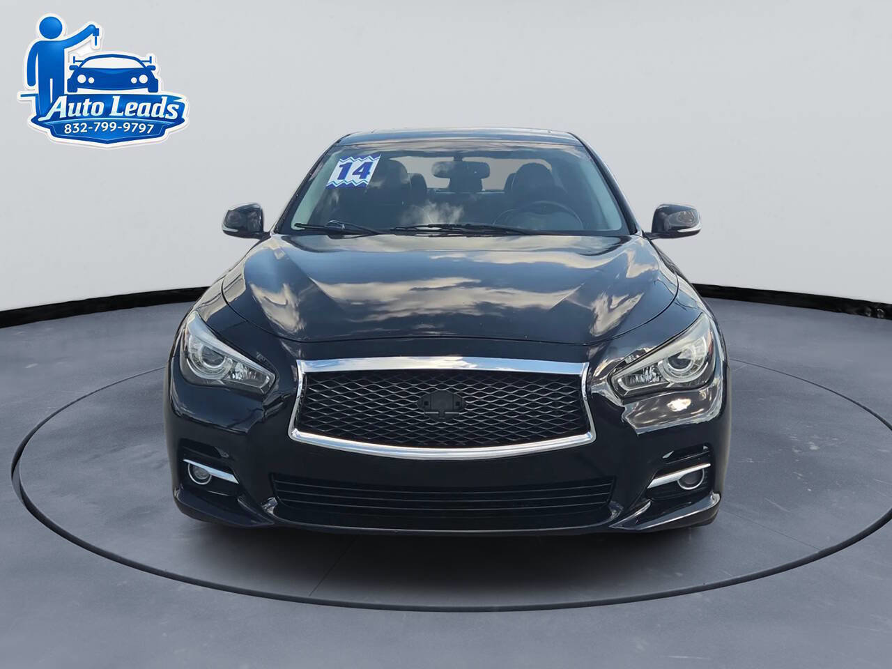 Used 2014 INFINITI Q50 Premium w/ Navigation Package RWD image 4
