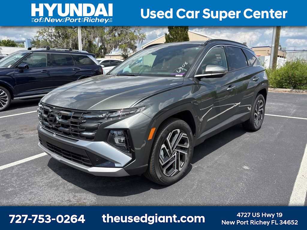 Used 2026 Hyundai Tucson Limited AWD/4WD image 1