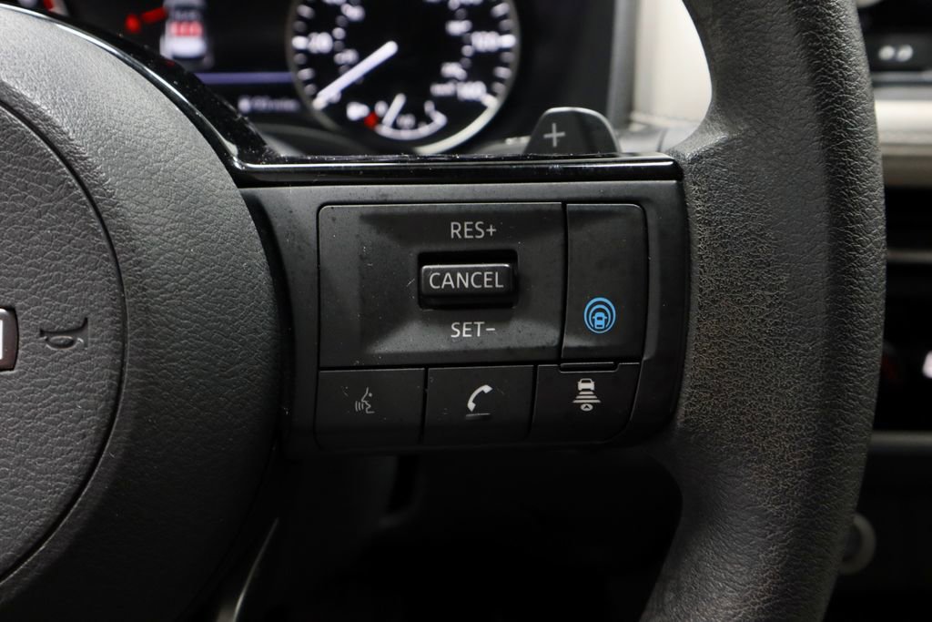 Certified 2023 Nissan Rogue SV image 29