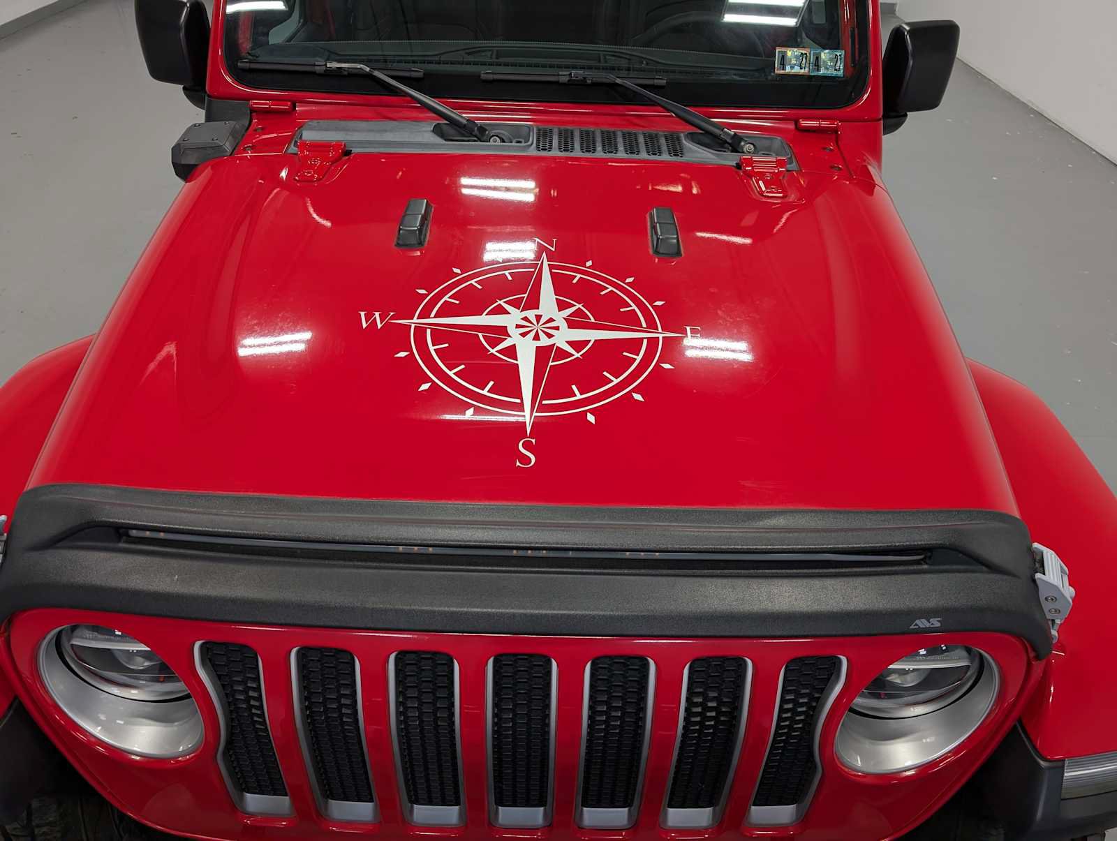 Used 2019 Jeep Wrangler Unlimited Sahara AWD/4WD image 14