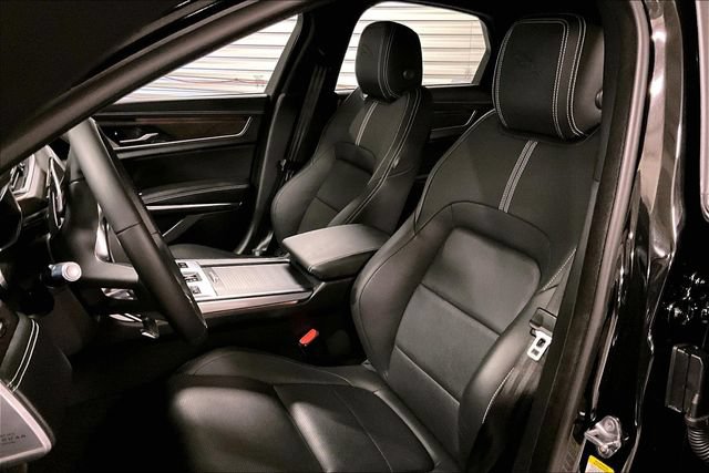Certified 2022 Jaguar XF R-Dynamic SE AWD/4WD image 15