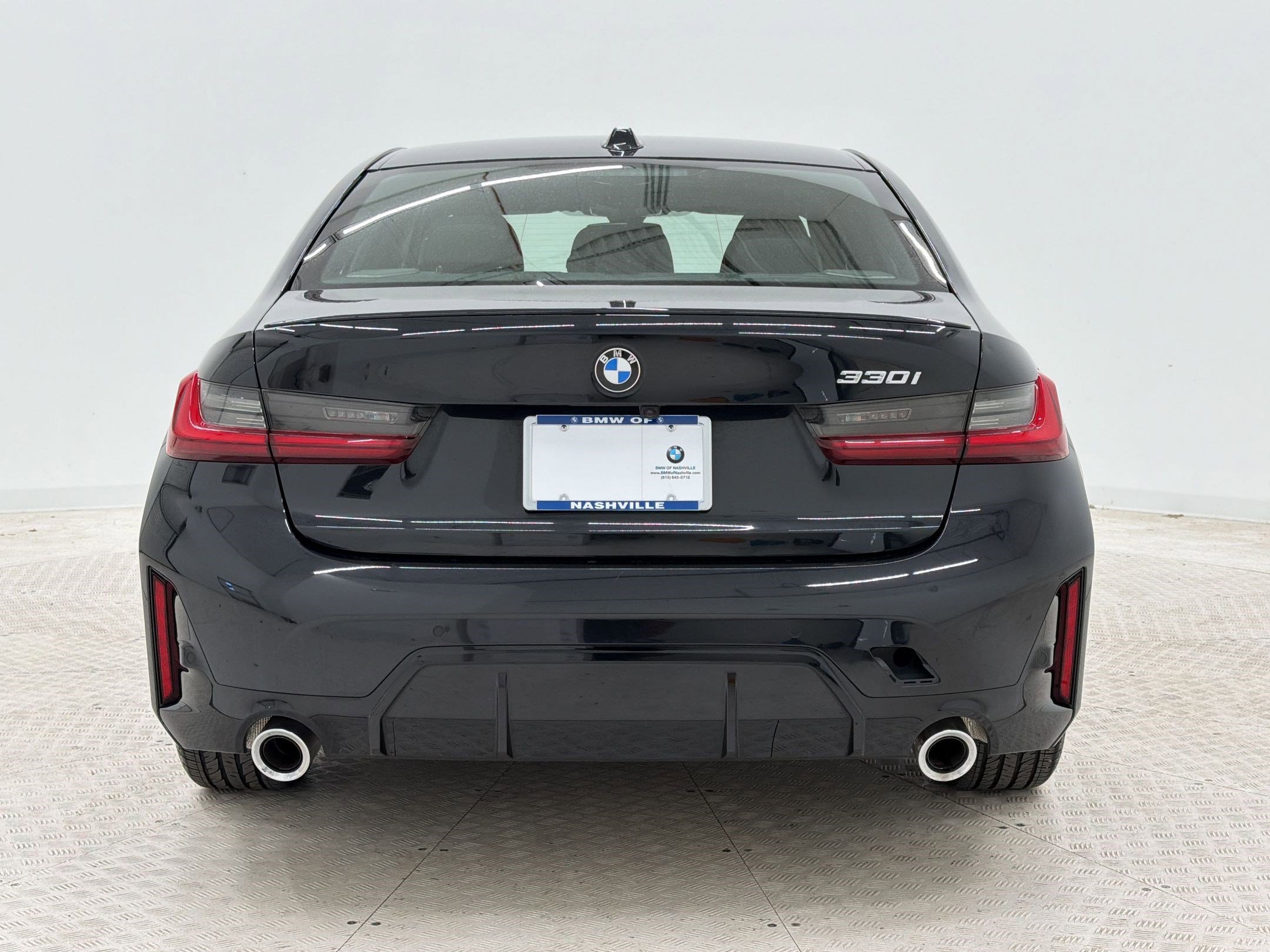 Certified 2024 BMW 330i Sedan w/ M Sport Package RWD image 10