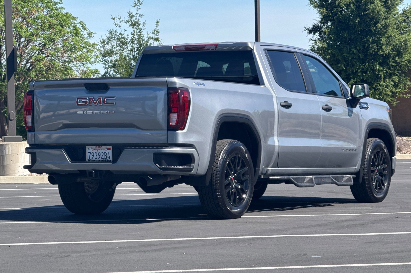 Used 2025 GMC Sierra 1500 Pro w/ Graphite Edition image 5