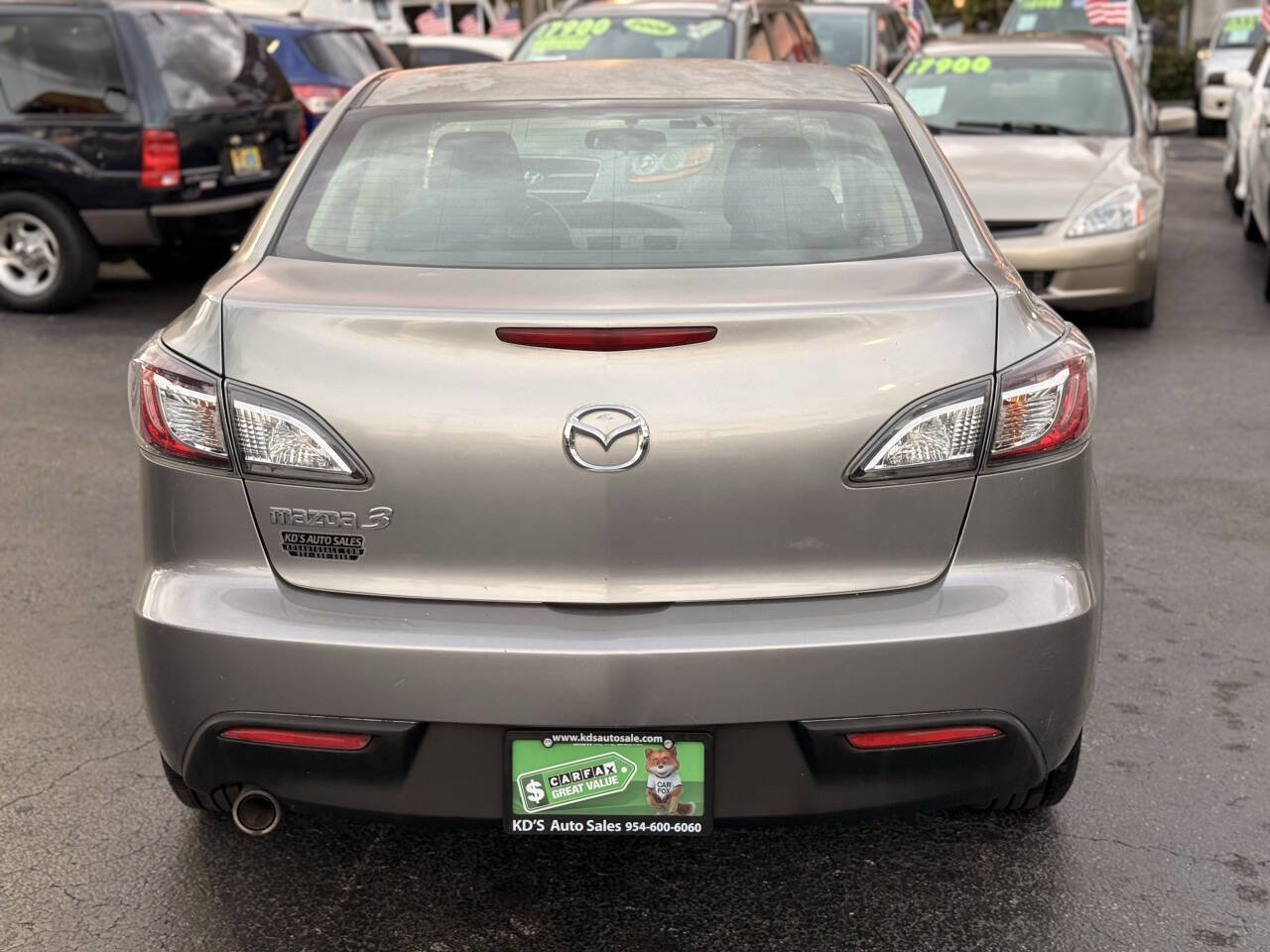 Used 2010 MAZDA MAZDA3 i Touring image 7