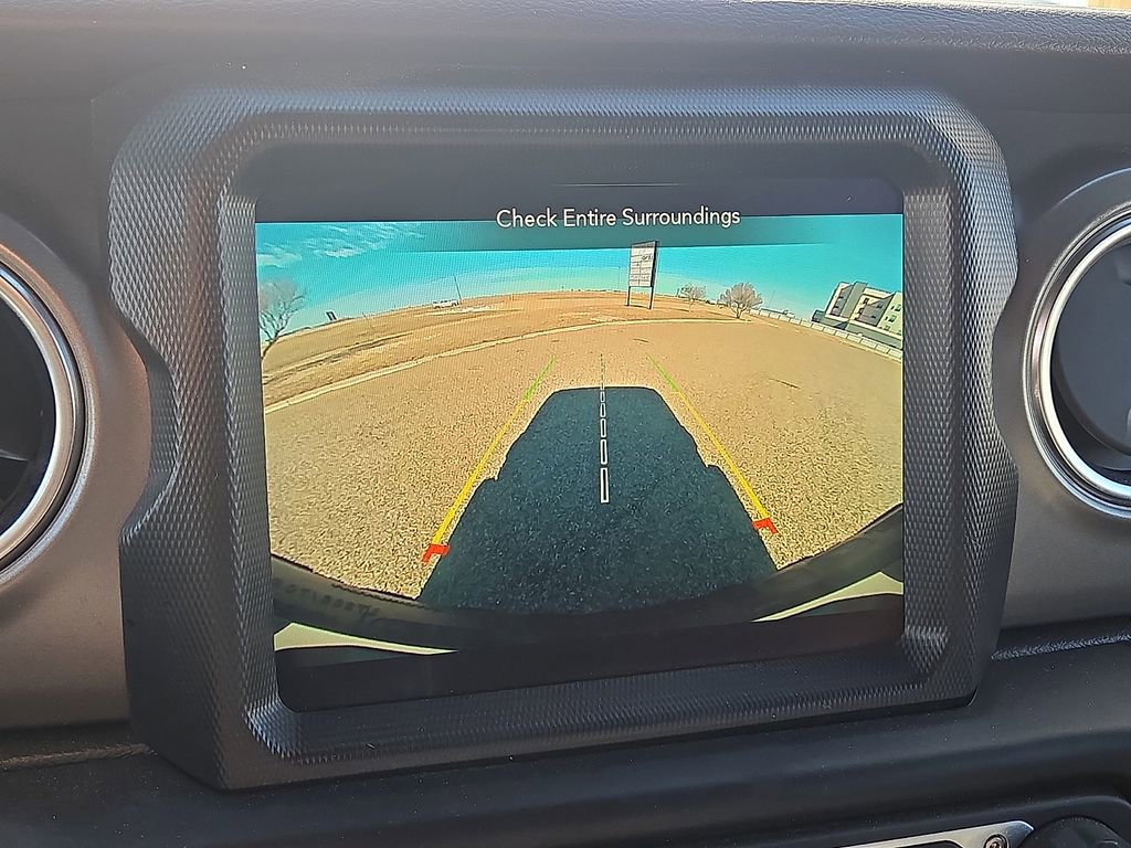 Used 2023 Jeep Wrangler Unlimited Rubicon 4xe image 27