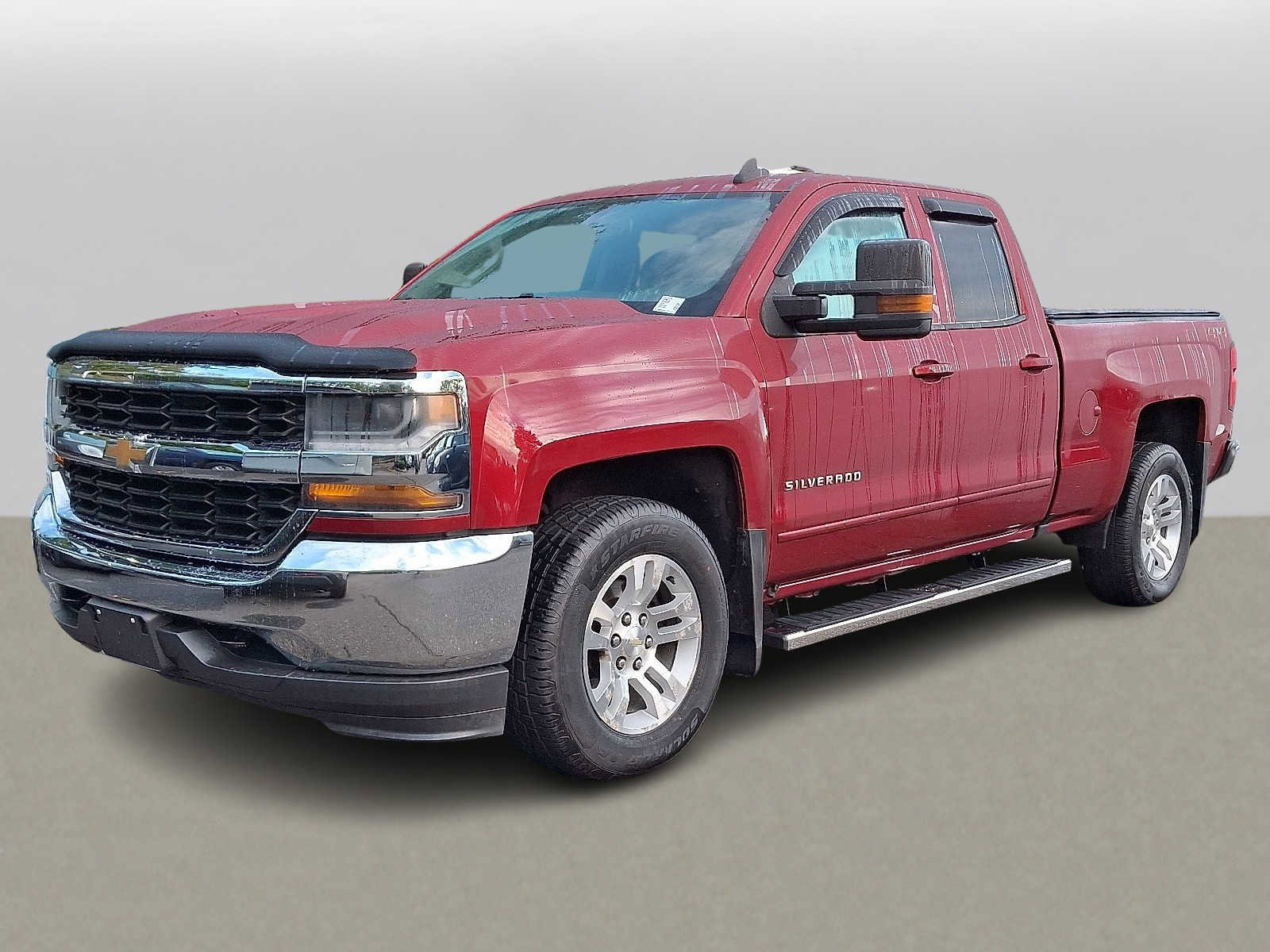 Used 2018 Chevrolet Silverado 1500 LT w/ Max Trailering Package image 1
