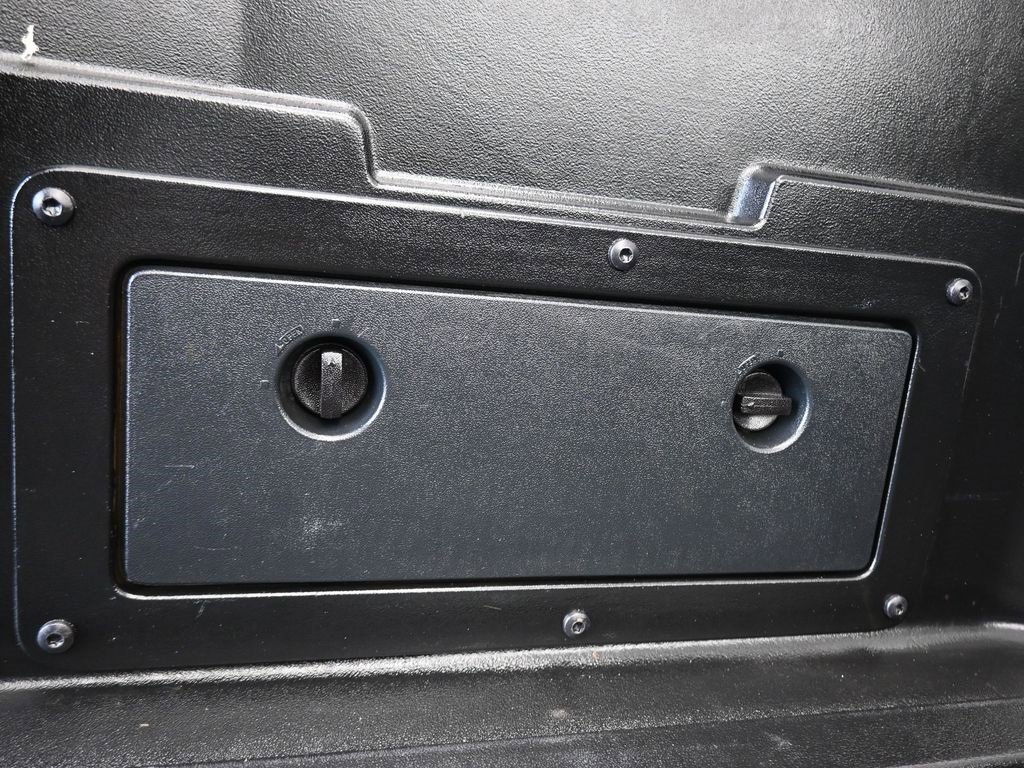 Used 2017 Toyota Tacoma TRD Off-Road image 50