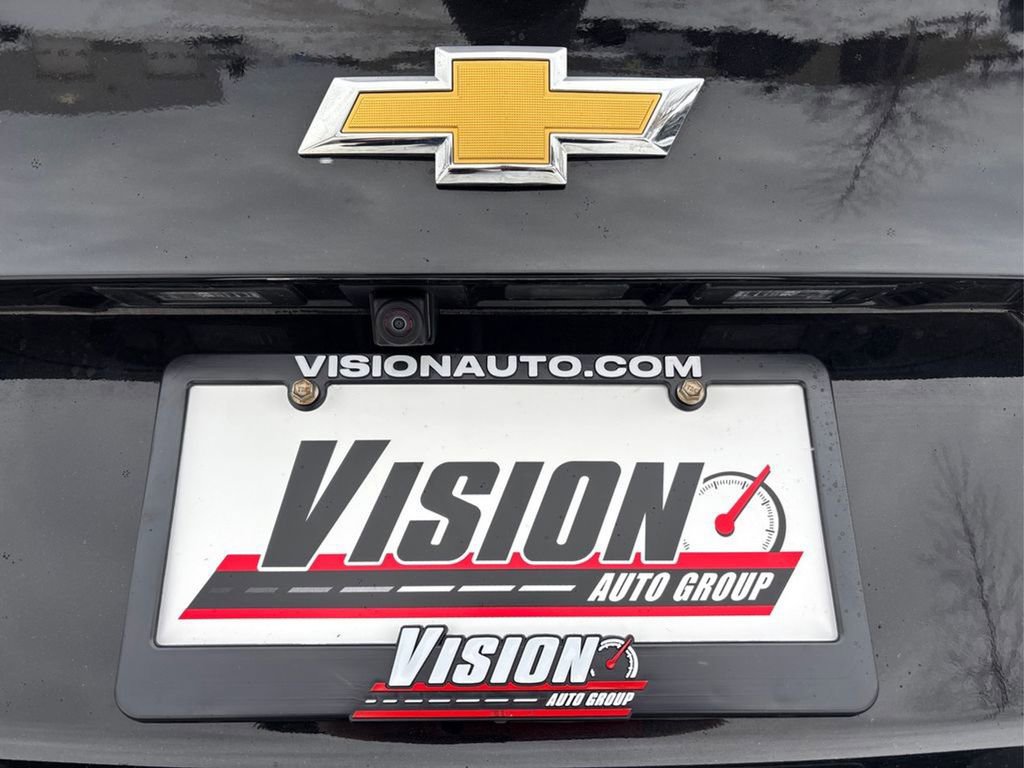 Used 2025 Chevrolet Malibu LT FWD image 15