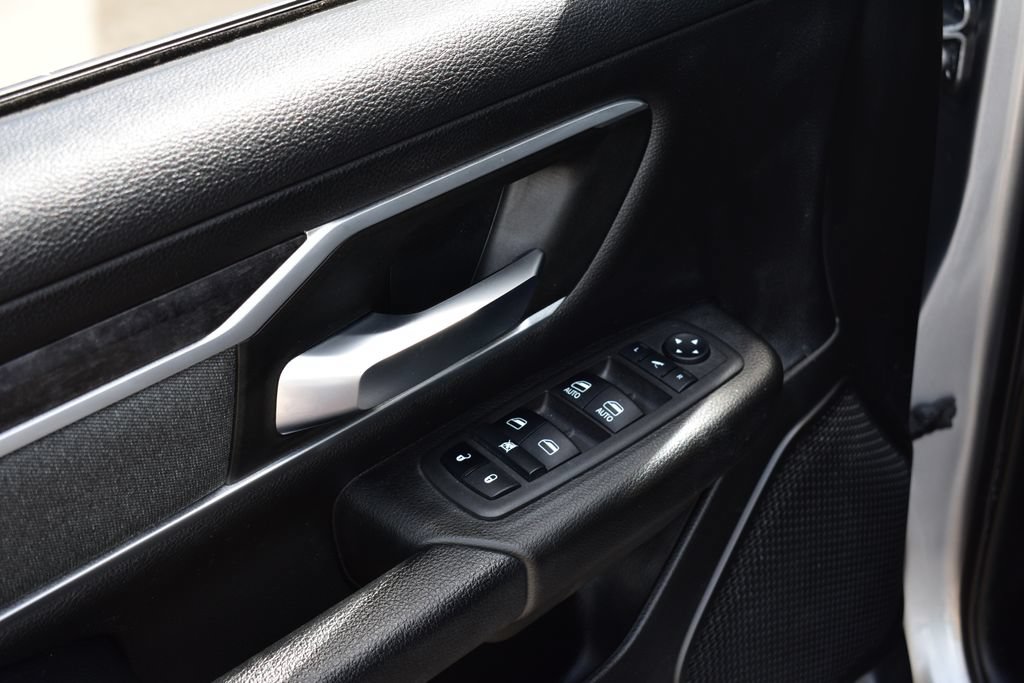 Used 2022 RAM 1500 Big Horn AWD/4WD image 17