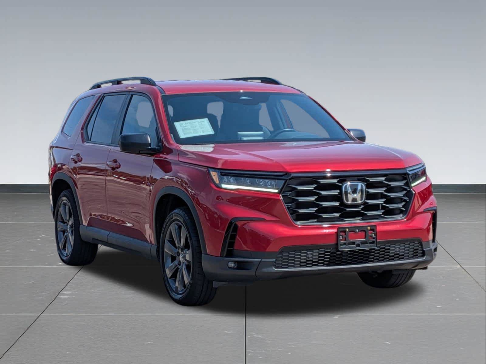 Certified 2024 Honda Pilot Sport image 7