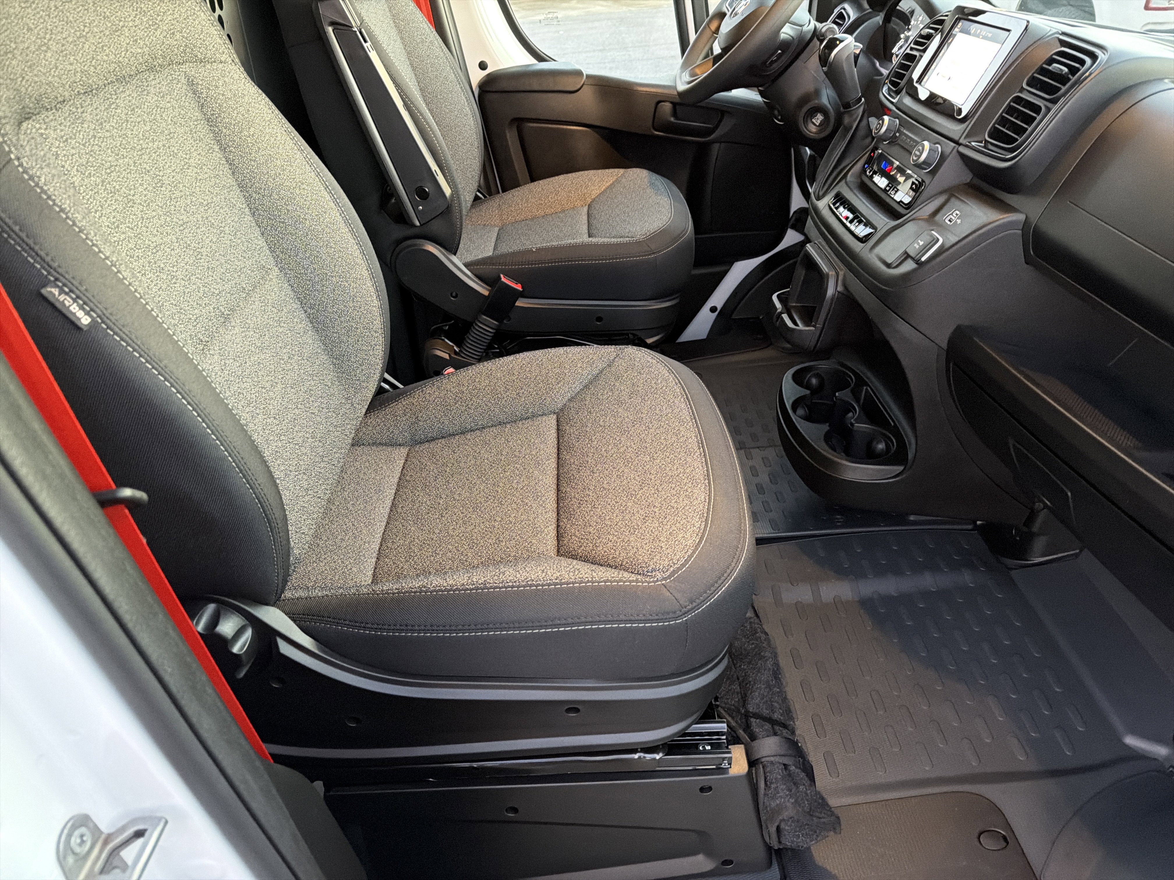 Used 2025 RAM ProMaster 3500 image 14