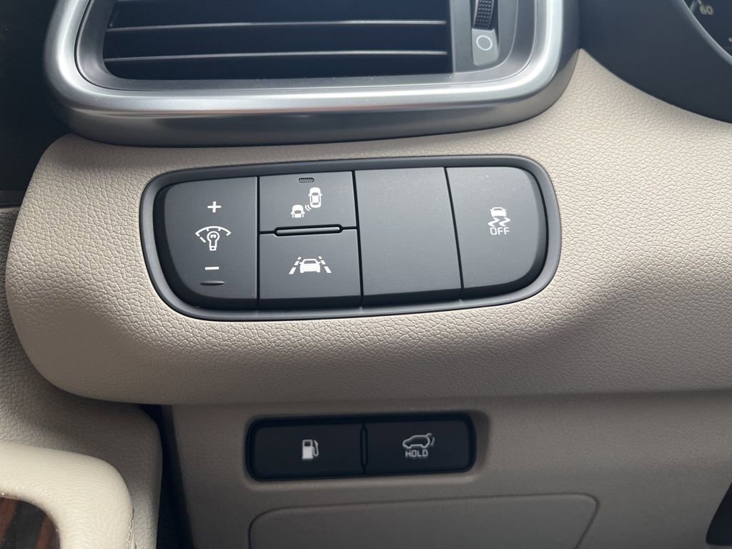 Used 2020 Kia Sorento EX image 17