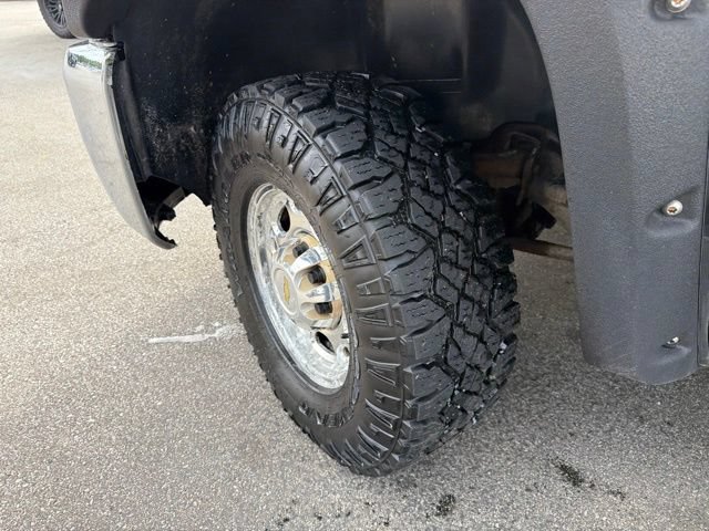 Used 2008 Chevrolet Silverado 2500 LT w/ EZ-Lift Tailgate Package AWD/4WD image 10