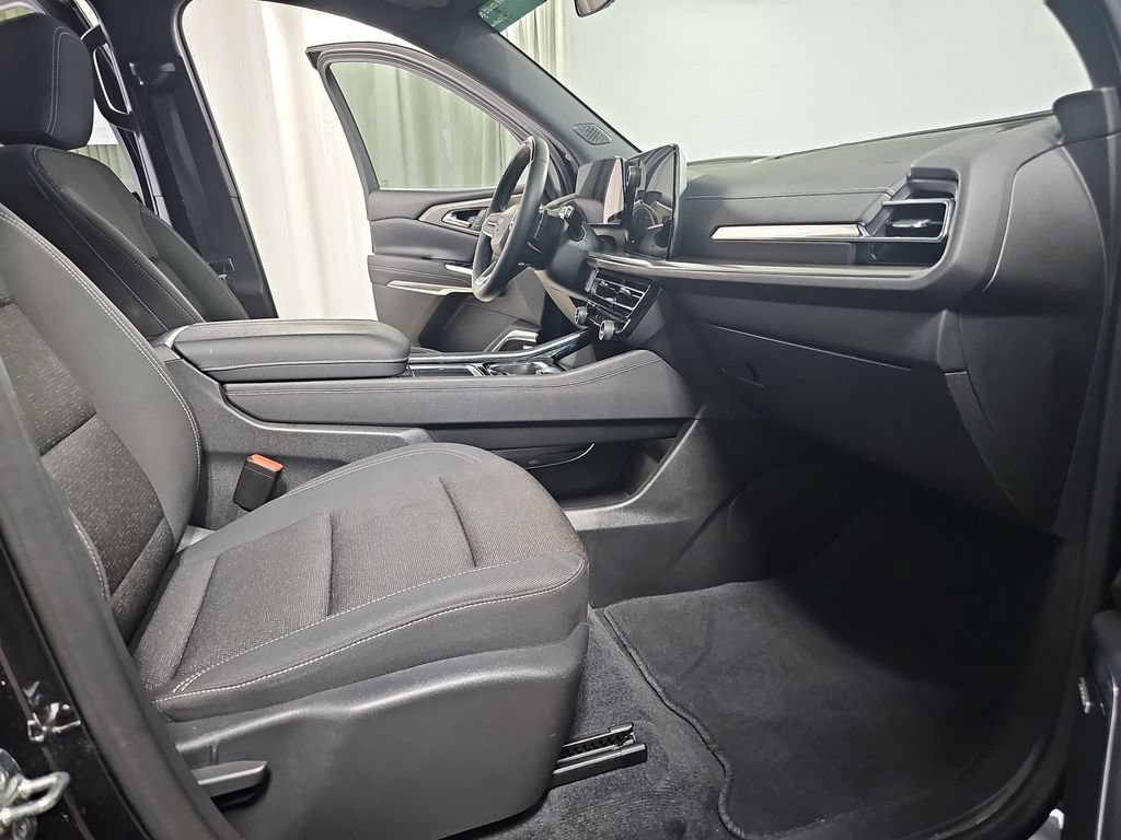 Certified 2024 Chevrolet Traverse LT w/ Enhanced Driving Package AWD/4WD image 13