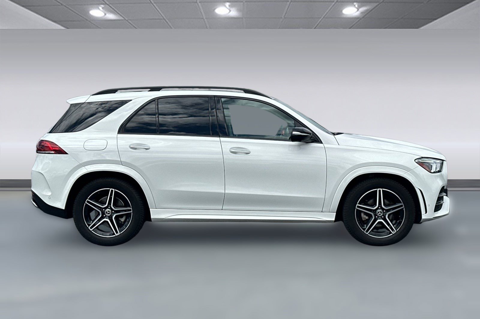 Used 2022 Mercedes-Benz GLE 350 4MATIC image 7