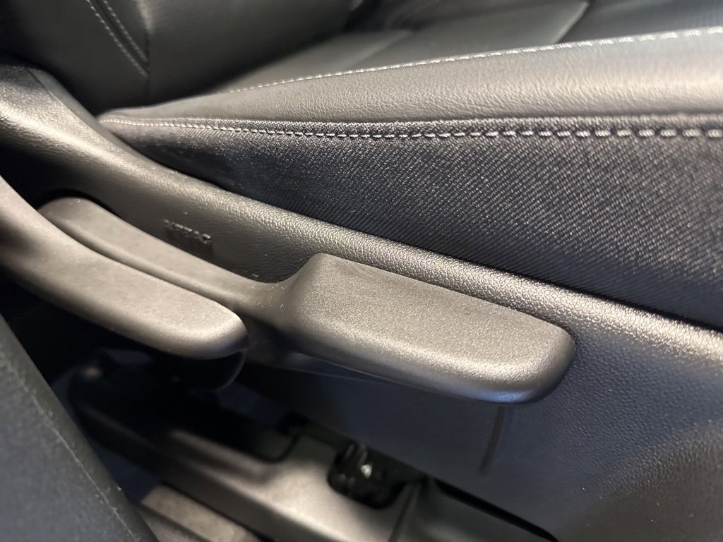 Used 2025 Buick Envision Preferred image 31