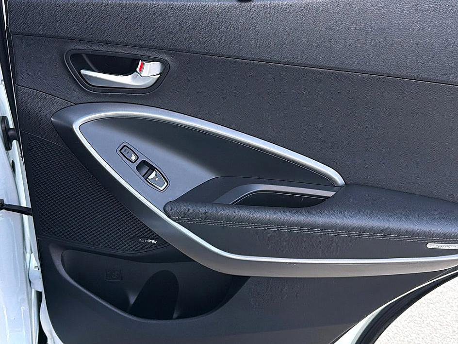 Used 2017 Hyundai Santa Fe Sport image 26