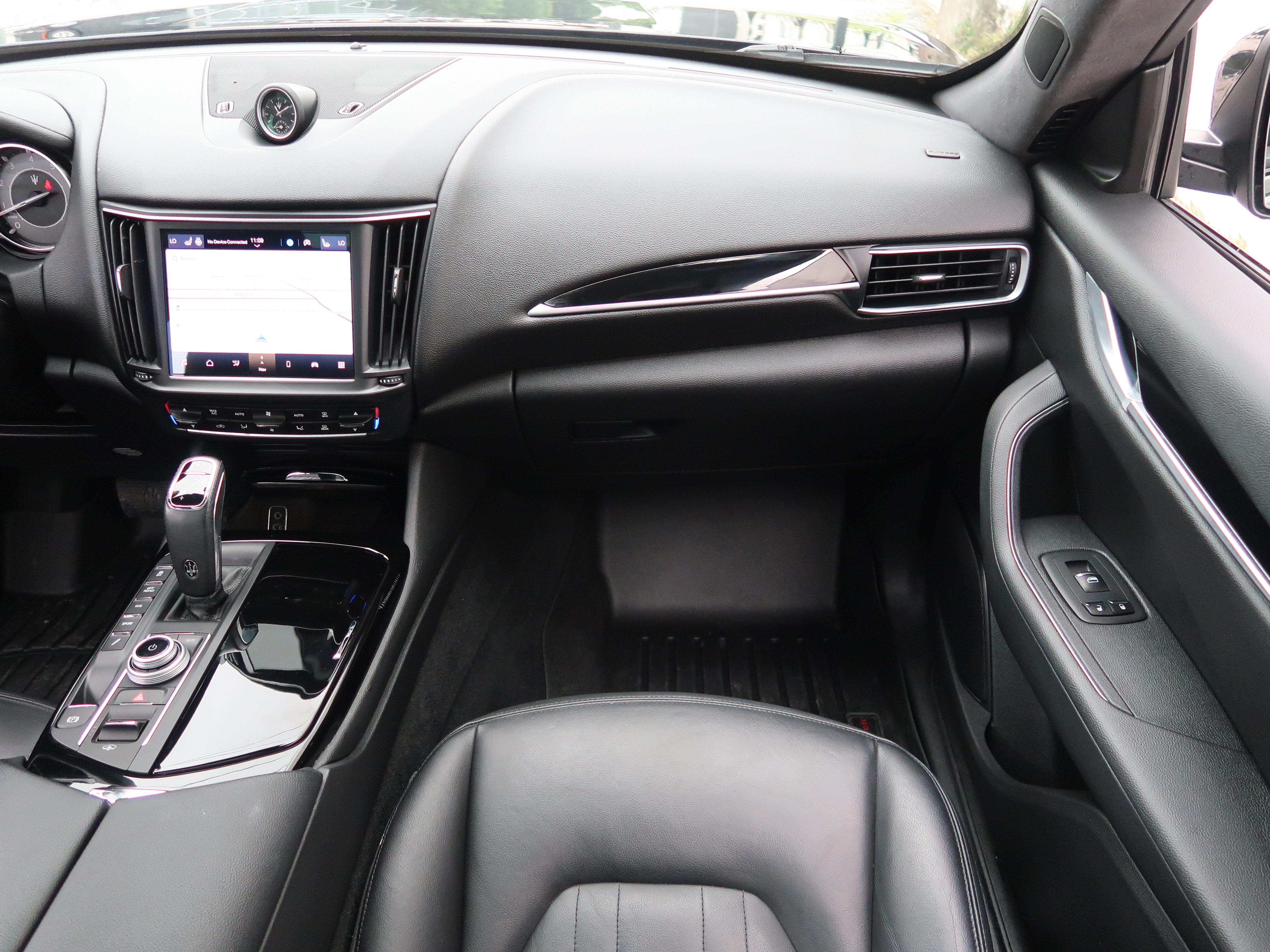 Used 2022 Maserati Levante GT AWD/4WD image 15