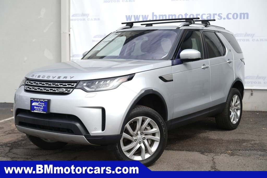 Used 2018 Land Rover Discovery HSE AWD/4WD image 2