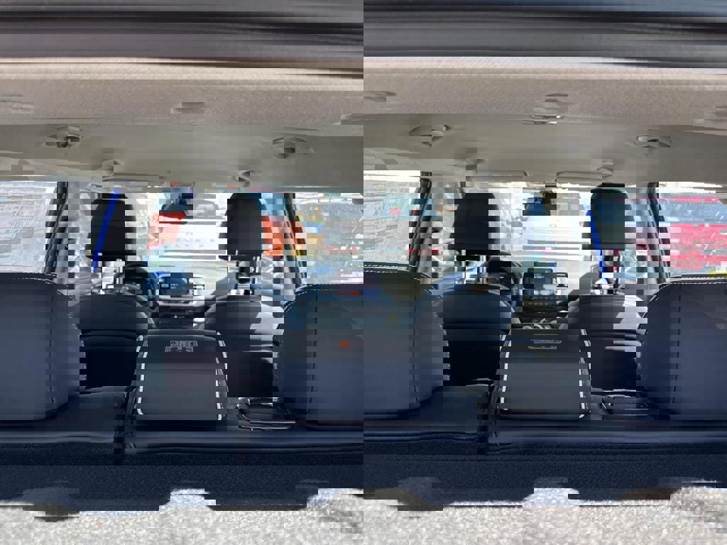 New 2024 Hyundai Venue Limited image 12