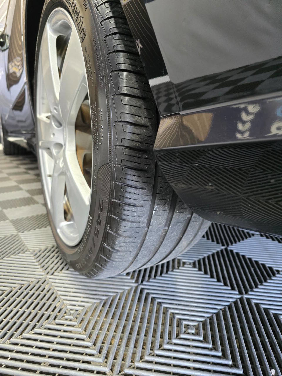 Used 2012 Mercedes-Benz E 350 4MATIC Sedan image 36