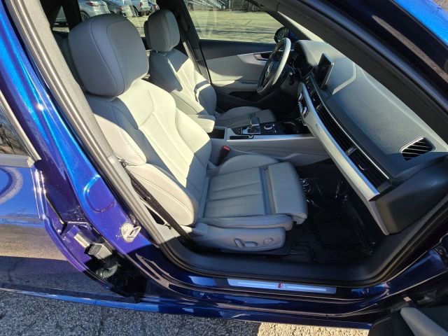 Used 2018 Audi A4 2.0T Premium w/ Convenience Package image 16