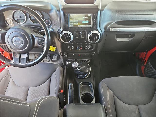 Used 2014 Jeep Wrangler Rubicon image 15