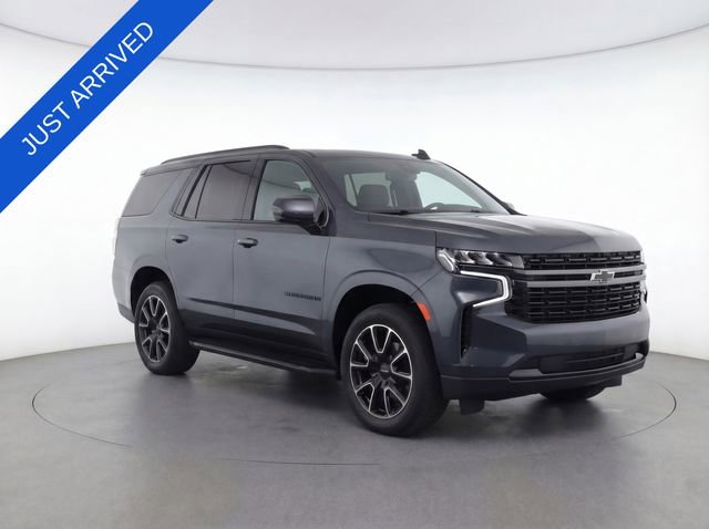 Used 2021 Chevrolet Suburban RST w/ Luxury Package AWD/4WD image 5
