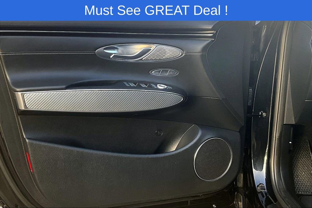 Used 2025 Genesis GV70 3.5T Sport image 24