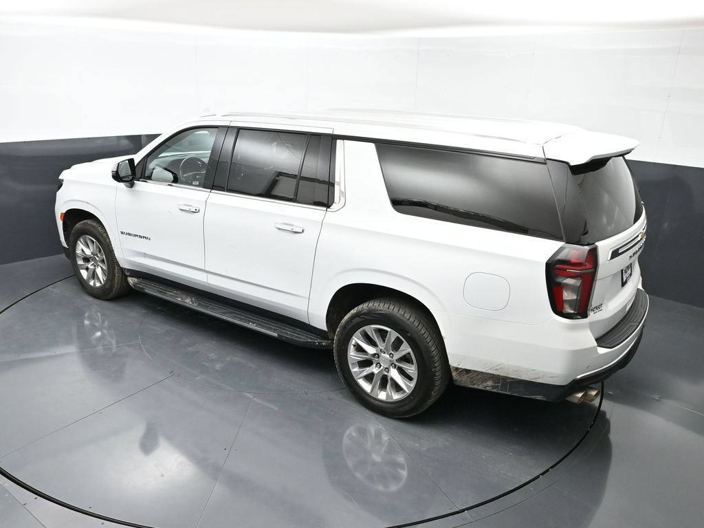 Used 2023 Chevrolet Suburban Premier AWD/4WD image 45