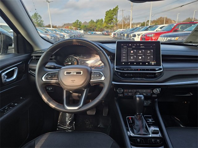 Used 2022 Jeep Compass Trailhawk image 13