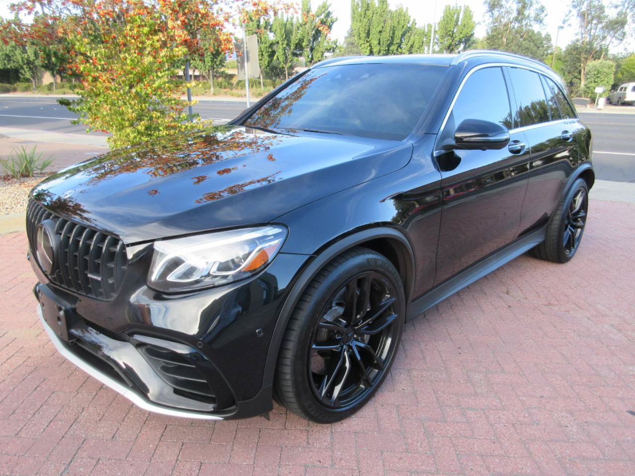 Used 2019 Mercedes-Benz GLC 63 AMG 4MATIC image 1