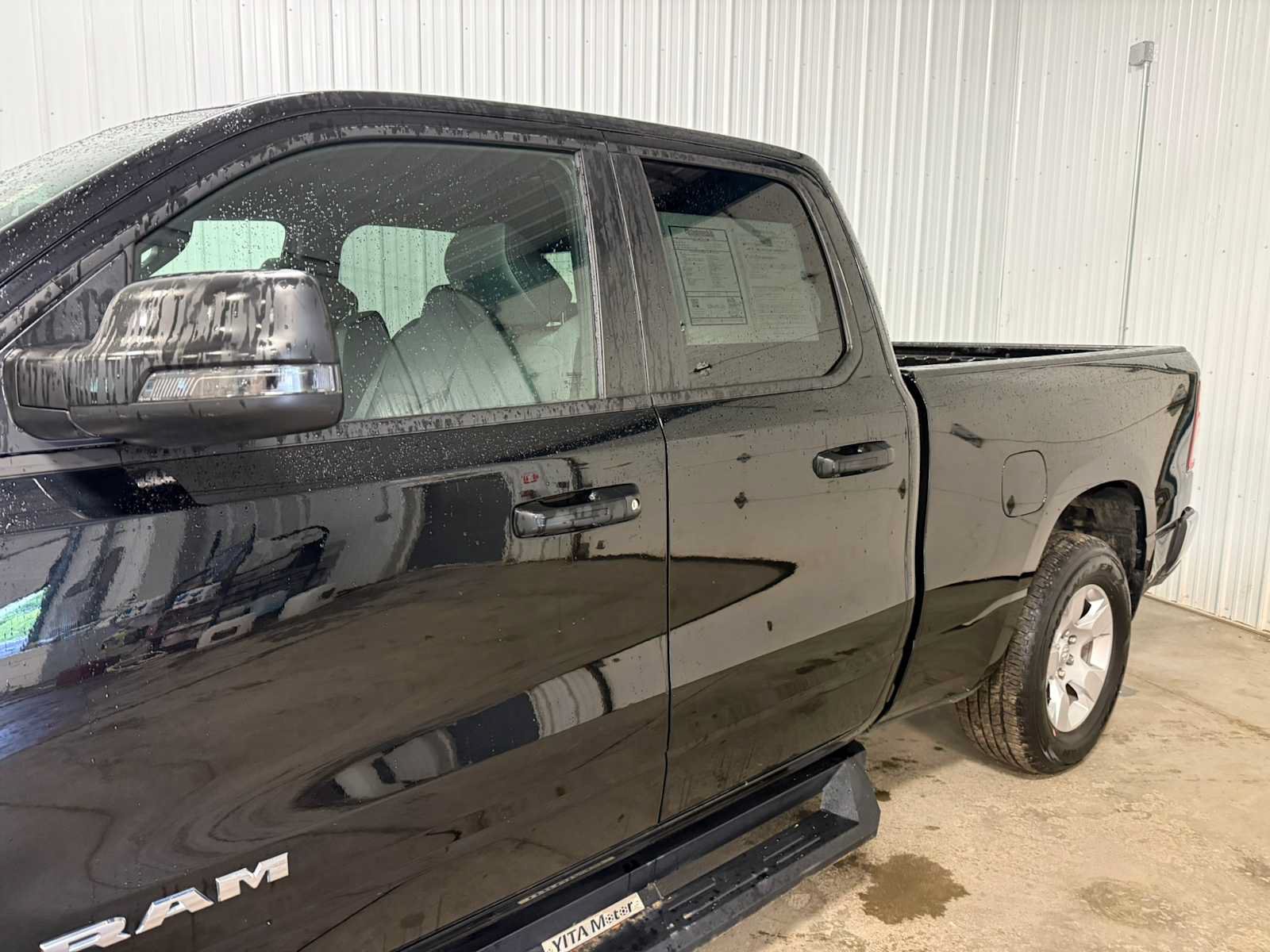 Used 2023 RAM 1500 Big Horn AWD/4WD image 7