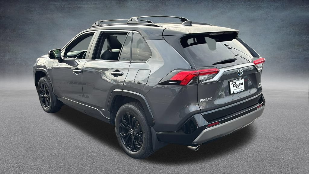 Used 2023 Toyota RAV4 XSE w/ XSE Grade Weather Package AWD/4WD image 4