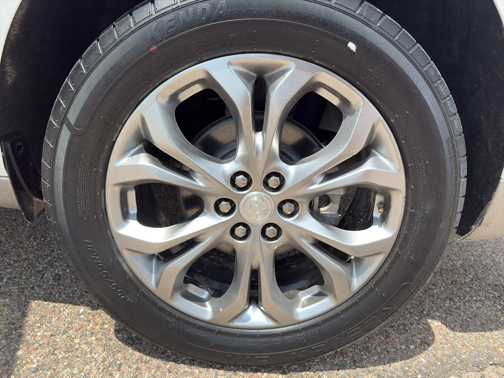 Used 2019 Buick Enclave Avenir w/ Avenir Technology Package AWD/4WD image 9